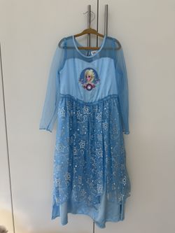 Disney Store Elsa Dress, Size 5/6