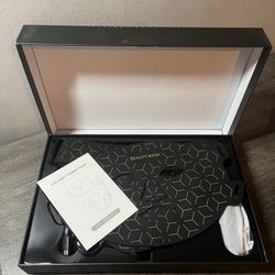 Red Light / LED Beauty Mask (New!!) 