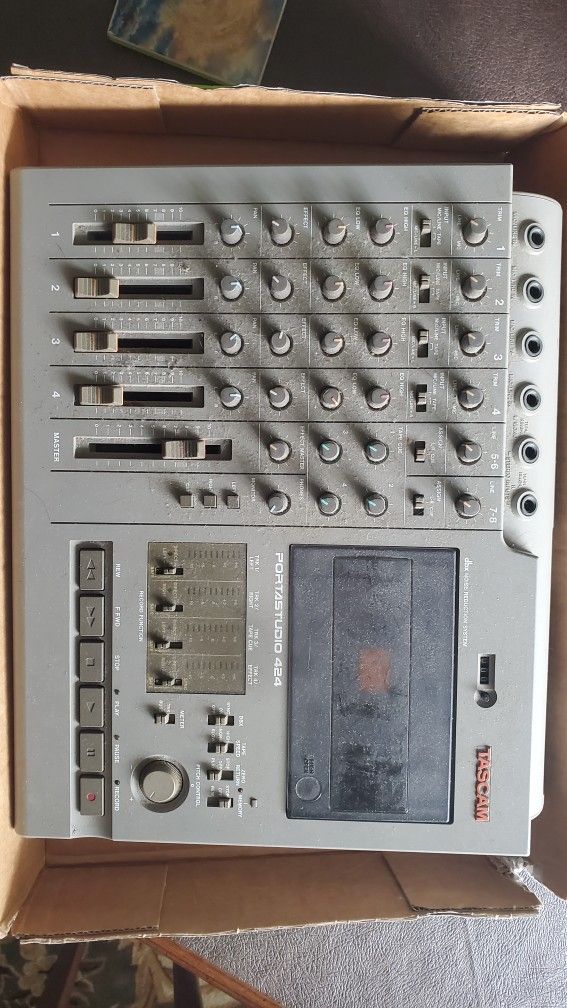 Portastudio 424