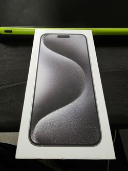 iPhone 15 Pro Max and Apple Watch SE