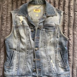 Women’s clothes lot