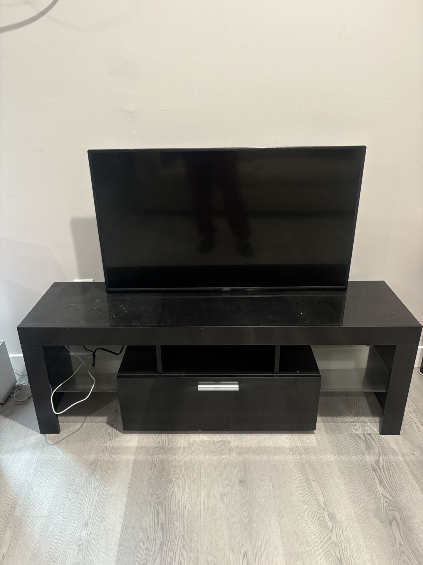 Vizio TV & Black Matte TV Stand
