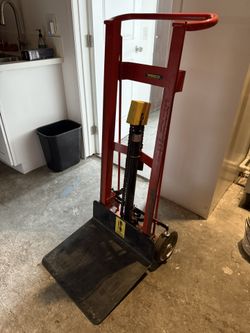 Dolly/Lift