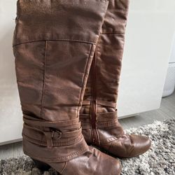 BearTraps Brown Boots 6.5