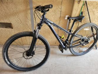 Xs frame  cannondale  trail  7 suspension