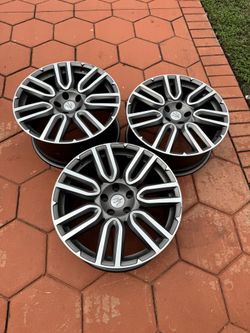 MASERATI GHIBLI RIMS Â (used)