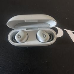 Beats Solo Buds