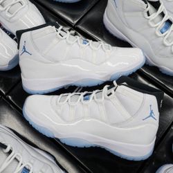 Jordan 11 Legend Blue