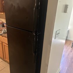 Refrigerator And Furniture 