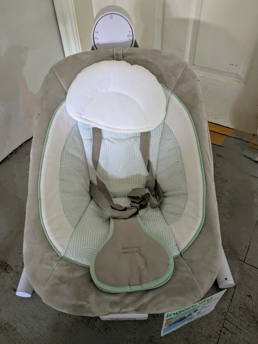 Ingenuity- Battery Powered Portable Baby Swing - New With Tag