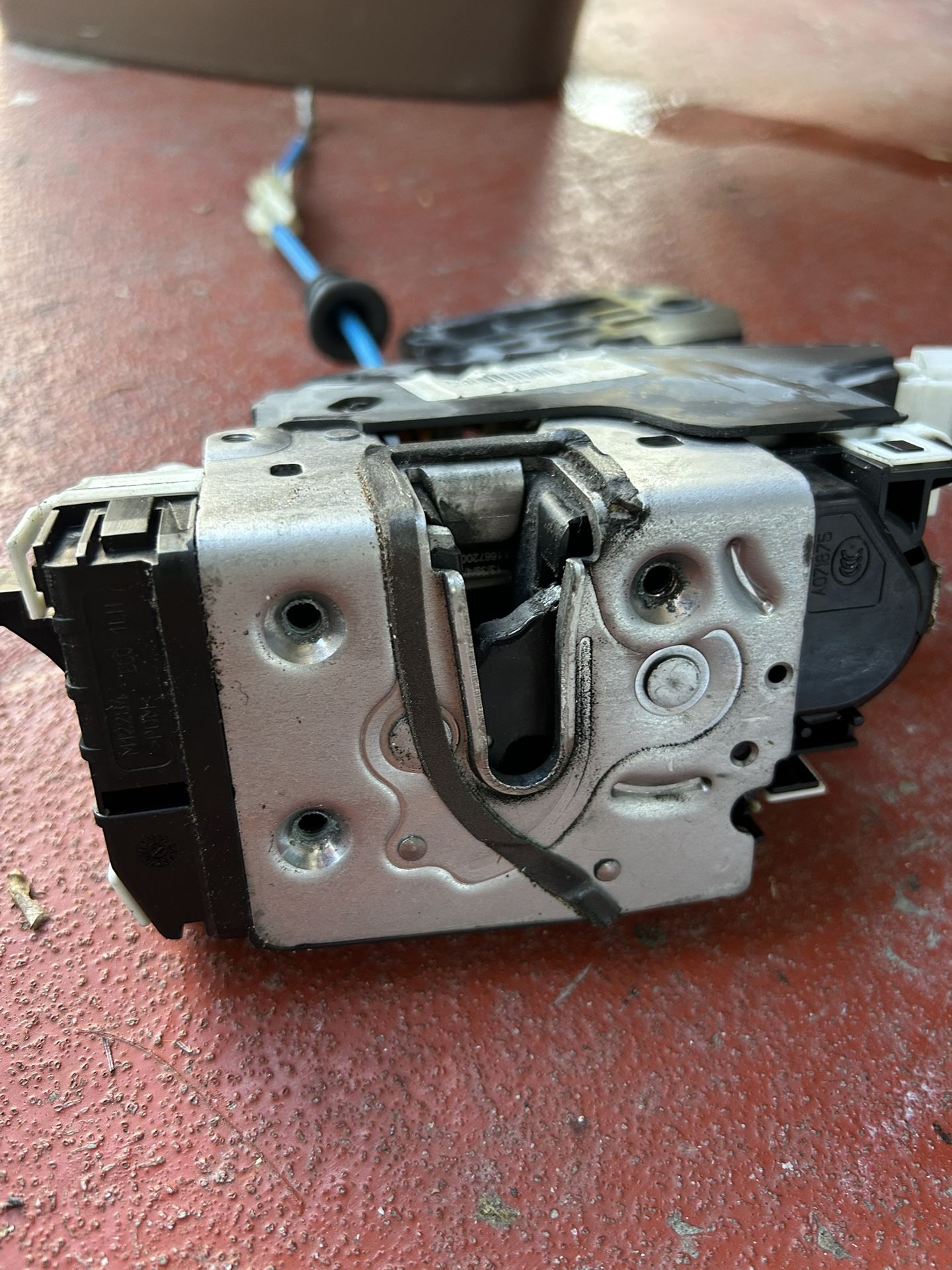 door lock Mercedes Cla 250