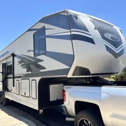 2021 Genesis Supreme Vortex 3817V 40 Ft 