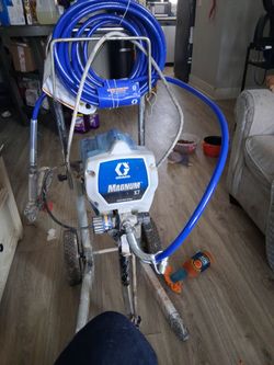 Airless paint sprayer