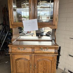 china cabinet/hutch