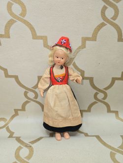 Vtg Ronnaug Petterssen Norway Doll Vare Merke Folk Costume Hand Painted 10" Read