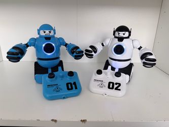 Mecha Rage Remote Control Ejecting Battle Robots