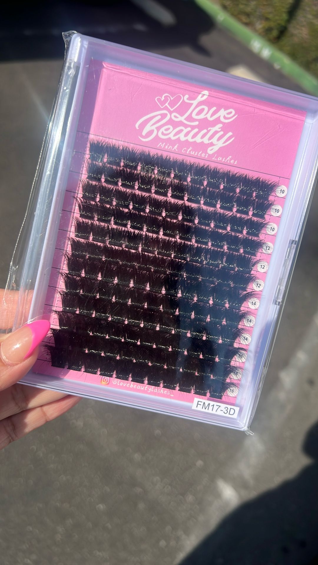cluster lashes