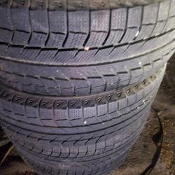 4-235/60-R18 Michelin Tires 