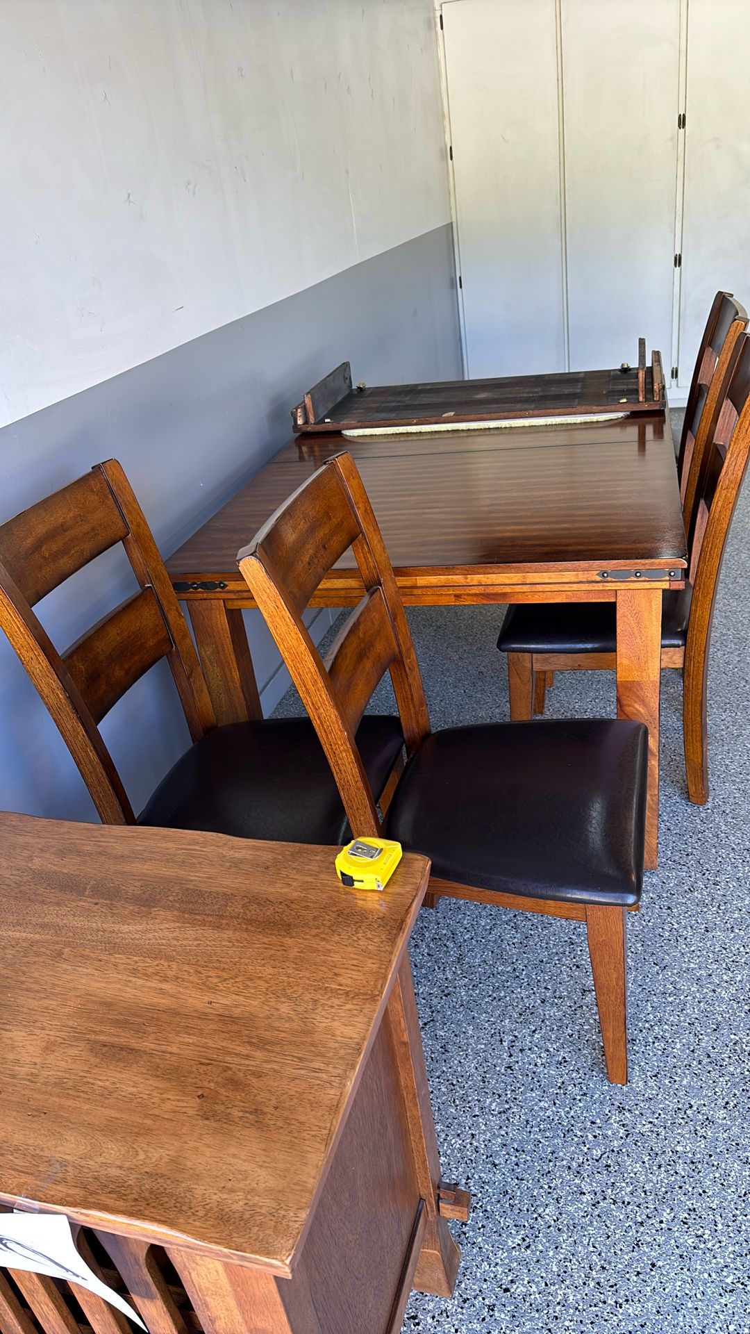 Kitchen Table & 4 Chairs And Bench
