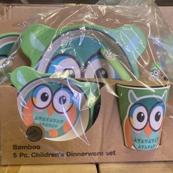 Children’s bamboo owl themed dinnerware set