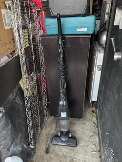 Eureka Blaze 3-in-1 Corded Stick Vacuum: Bagless, Washable Foam Filter, Swivel Head, Hard Floor & Carpet, 18ft Cord, Yellow