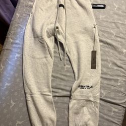 Light Oatmeal Essentials Sweats Size S