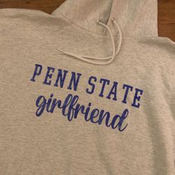 Penn State “Girlfriend” University Hooded Sweatshirt / Size Medium 