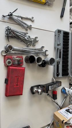 TOOLS, PULLEY PULLER, ETC