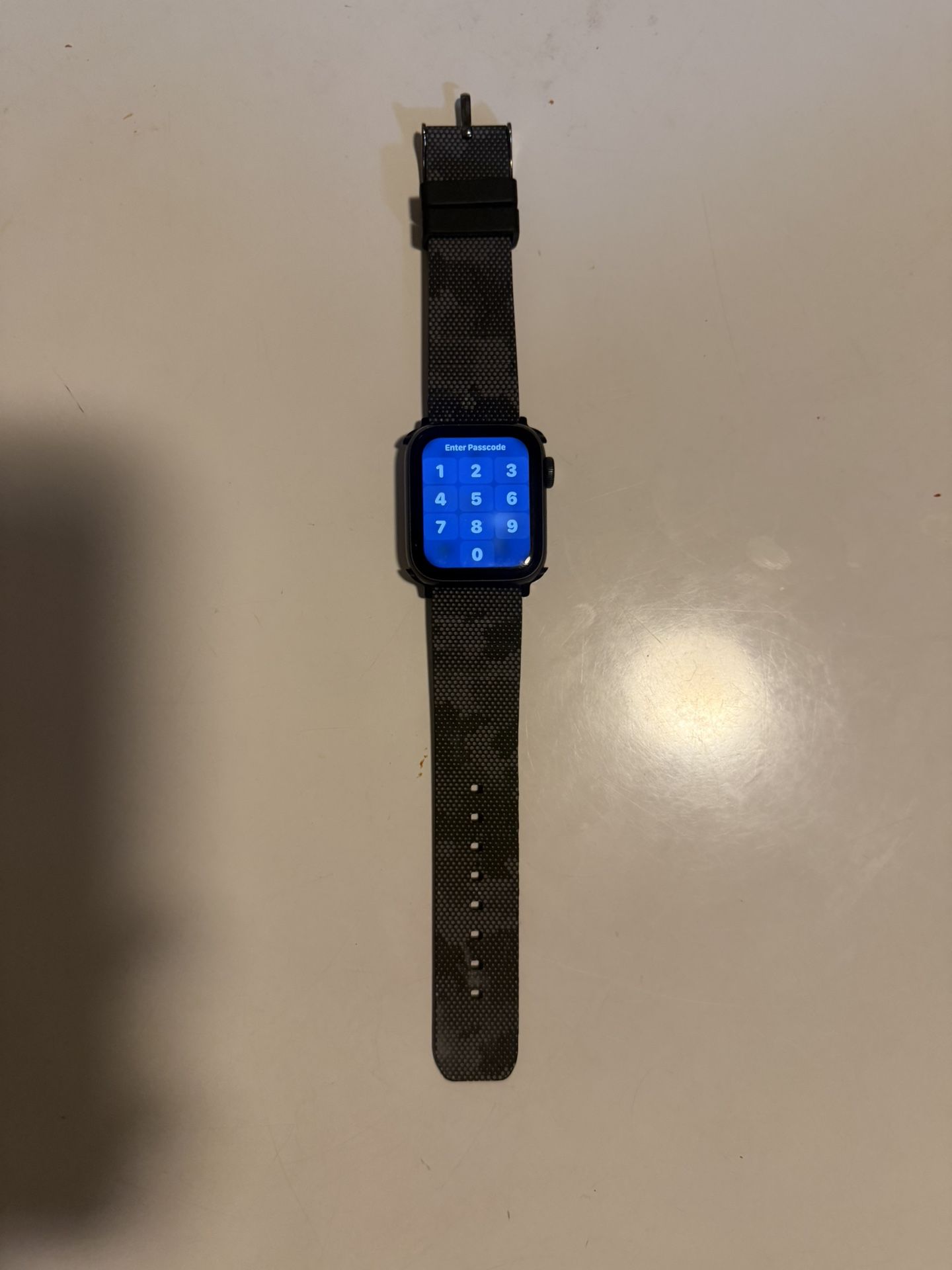 Apple Smart Watch SE 1st gen