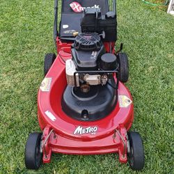 Toro Exmark Metro 26 Commercial Lawn Mower 