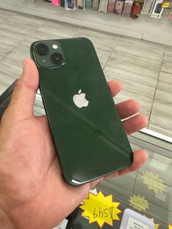 iPhone 13, 128gb cash or $50 down w approval