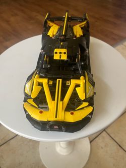 LEGO TECHNIC Bugatti 42151