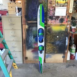 O Brien International Water Ski