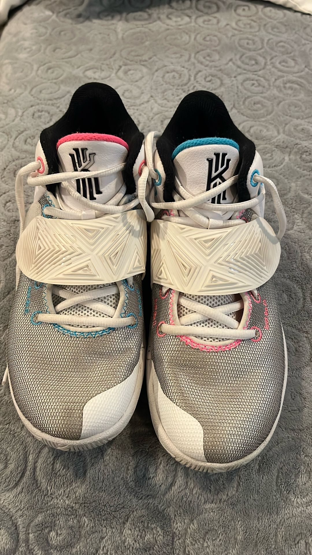 Kyrie Flytrap NIKE