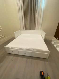 Twin Bed