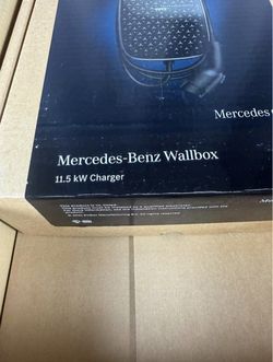 Mercedes-Benz Wallbox 11.5 kW Charger - NEW