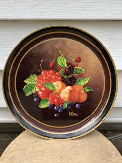 Vintage Knotts Berry Farm tray