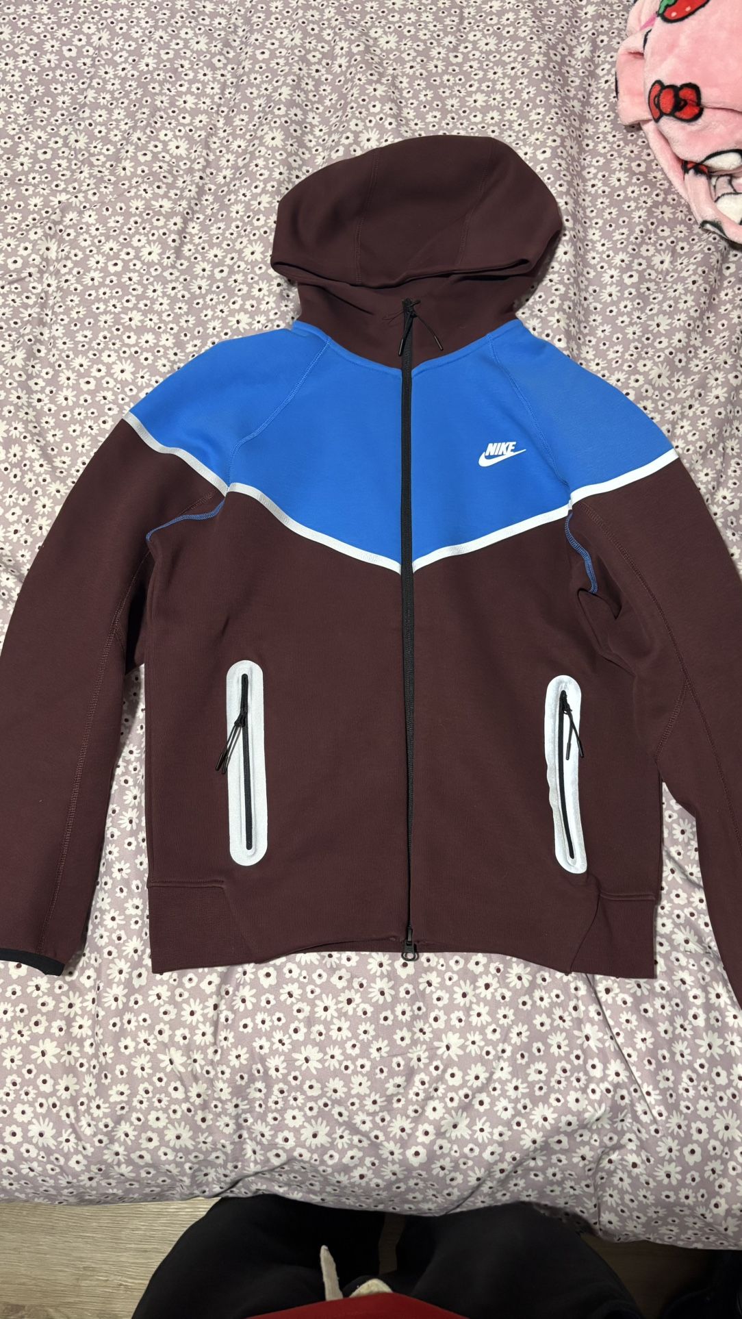 Nike Tech Fleece Windrunner Burgundy Crush Photo Blue HQ3746 652 Sz M