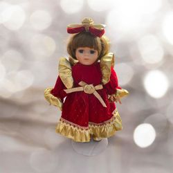 Vintage 90’s | Hand-painted Porcelain Doll