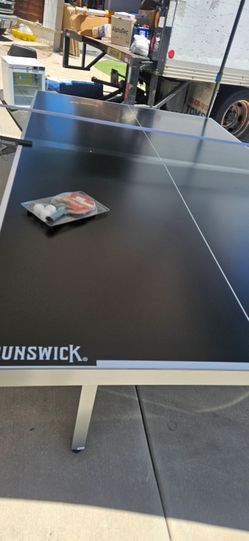 Ping  pong table