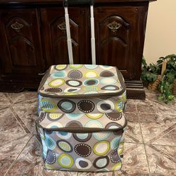 Thirty One Large Insulated Rolling Cooler