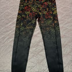 Nwot Womens Size Medium Dressed To Kill Cvg Ankle Leggings 