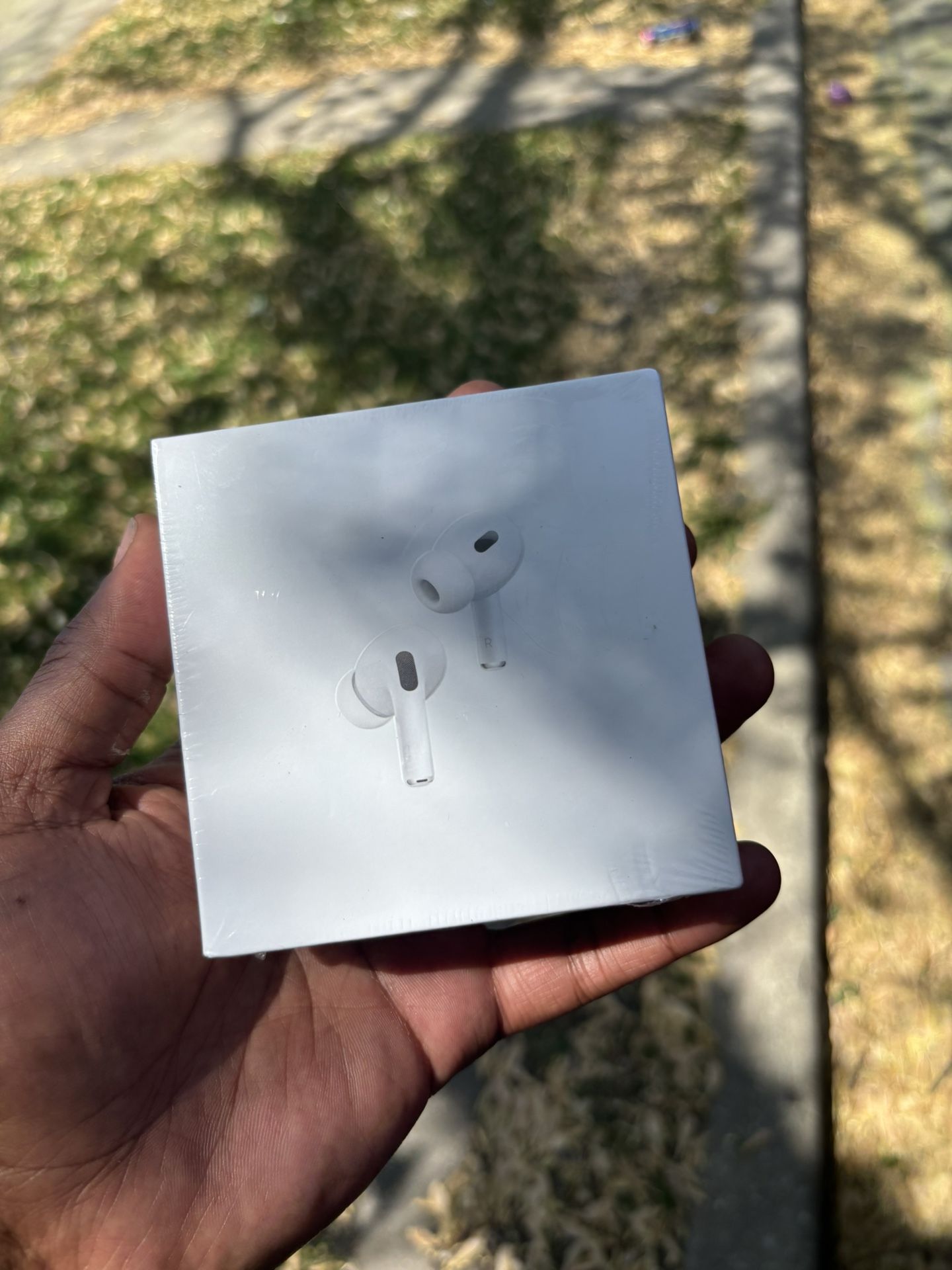 AirPods Gen 2 Pros