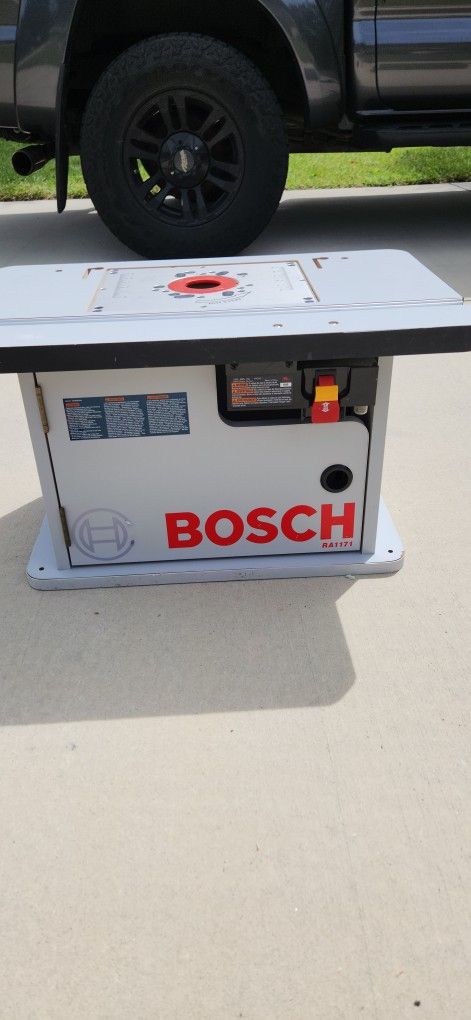 Bosch Router And Table