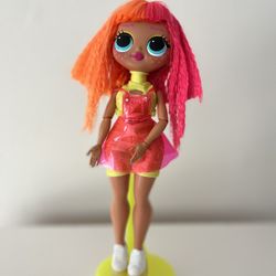 LOL Surprise OMG Neonlicious Doll Big...