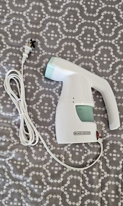 Handheld Clothes Steamer Iron  Black N Decker 