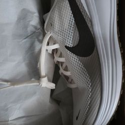 Nike Revolution 8 Running Shoes 10 1/2