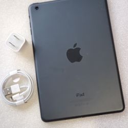 iPad Mini 2, 32GB, Good Condition, Works with wifi 