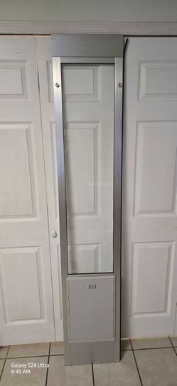 XL DOGGIE DOOR