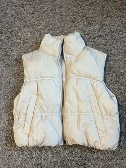 Kids puffer vest size XS $15